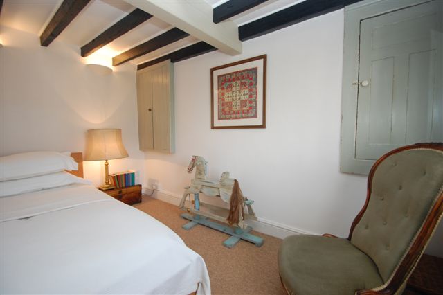 Single Bedroom Rumpus Cottage